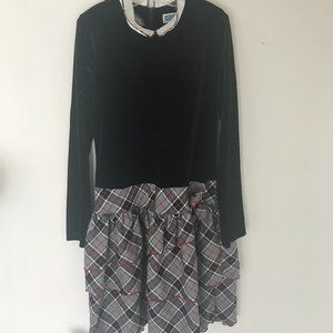 Girl's Black Velvet Long Sleeve Dress Size 14